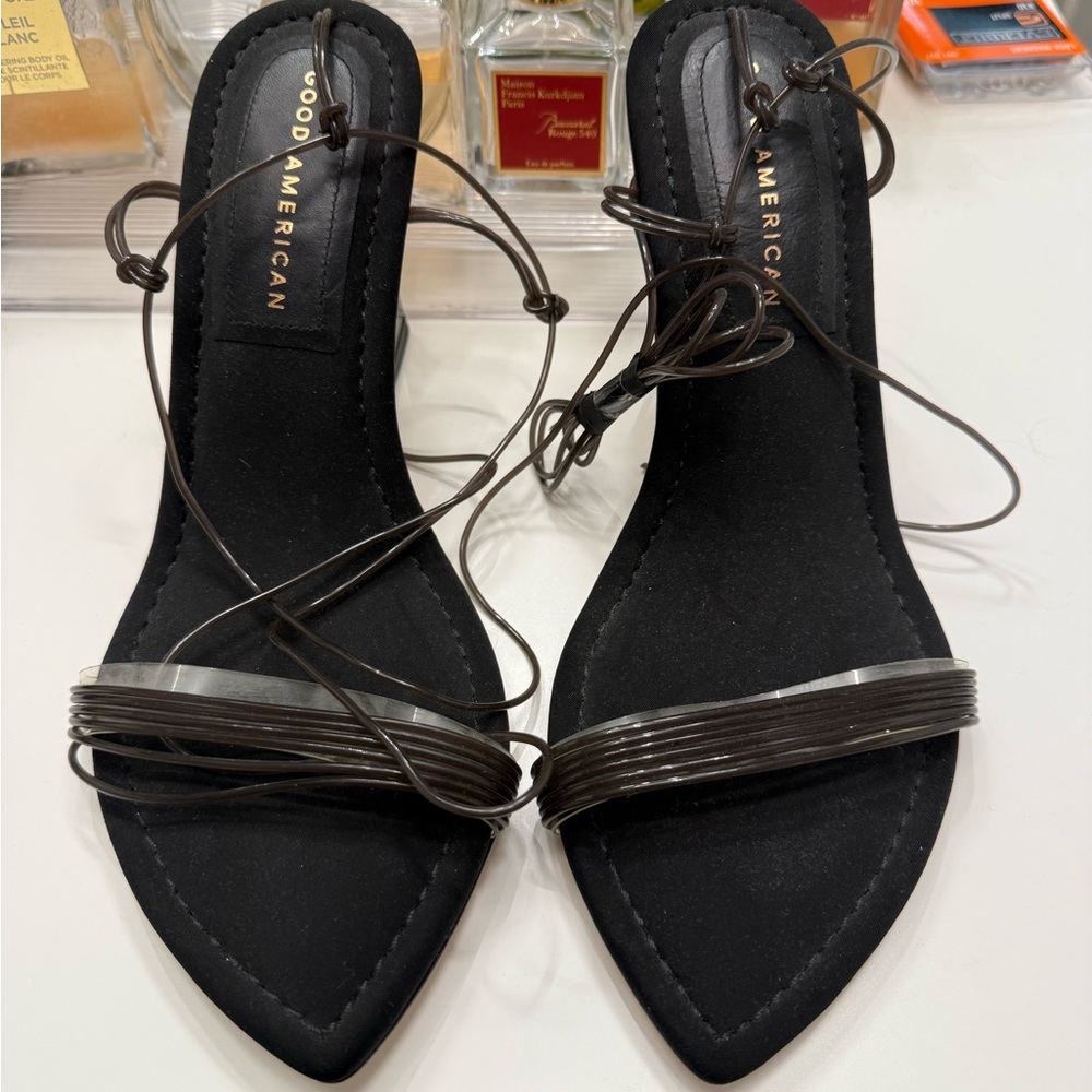 BRAND NEW - Good American Black Strappy Women's wedge size 7